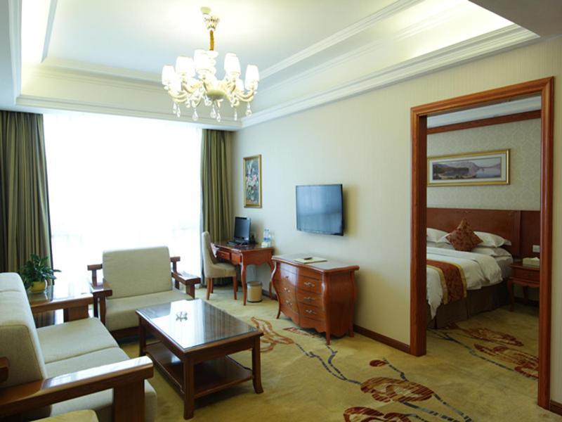 Vienna Classic Hotel Kongtong Avenue Pingliang Zewnętrze zdjęcie